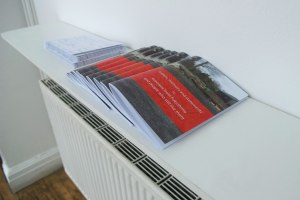 RK-BOOKLETSHELF98web